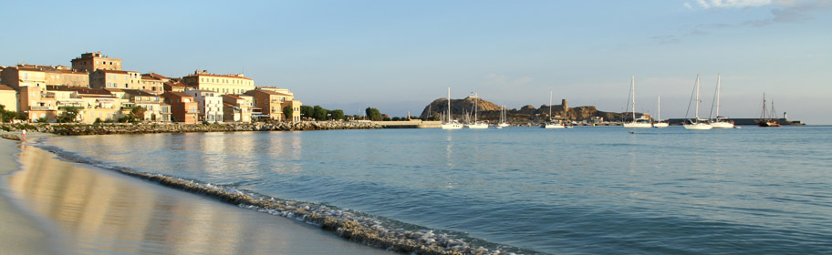 plage d'île rousse